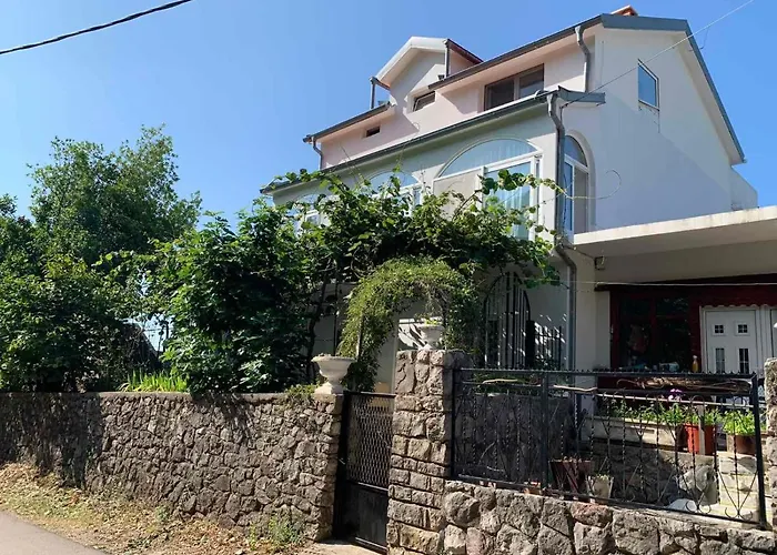 Vila Alexandria